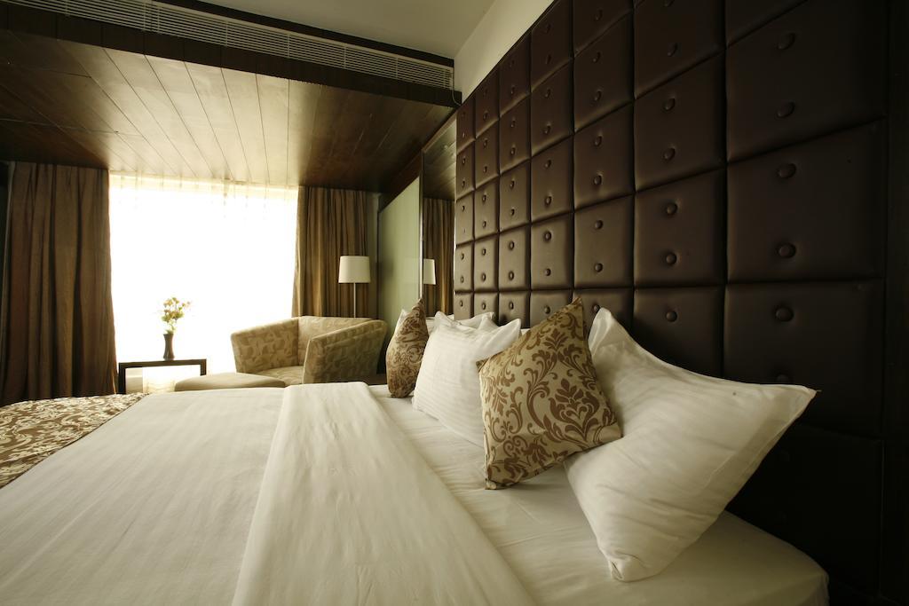 Mango Hotels, Samed Agra Agra  Buitenkant foto
