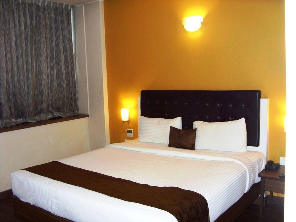 Mango Hotels, Samed Agra Agra  Buitenkant foto